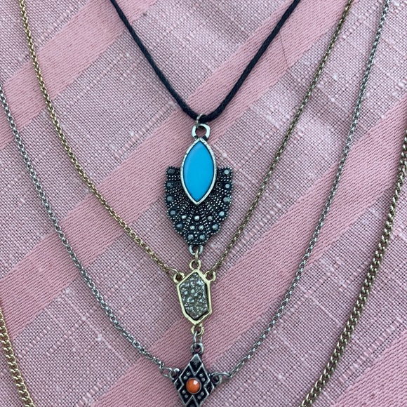 FREEDOM Layered Necklace NWOT . Worn a few times - Picture 3 of 3